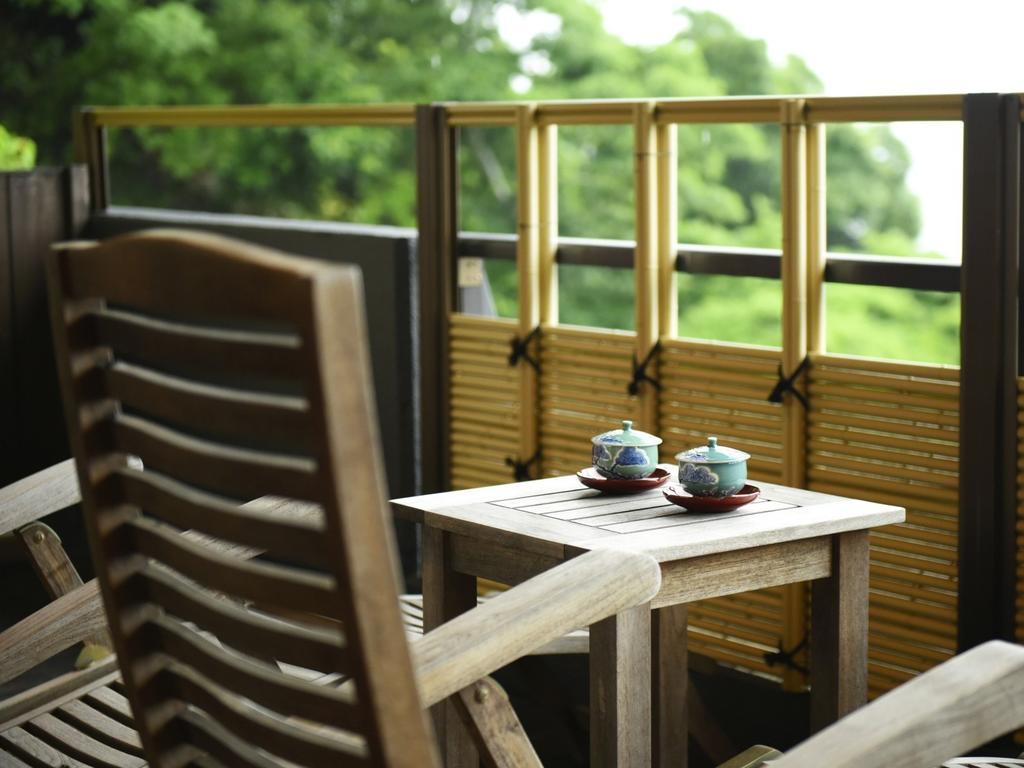 Shin Kaikatei Izumi Hotel Ukuszu Kültér fotó