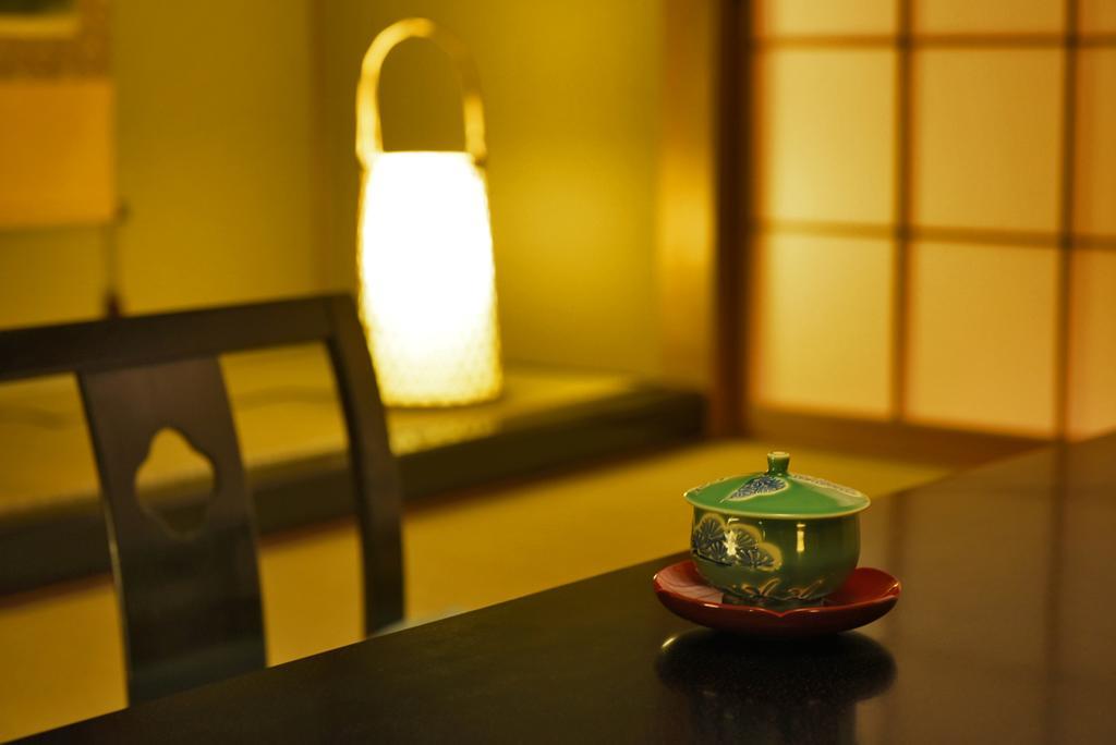 Shin Kaikatei Izumi Hotel Ukuszu Kültér fotó