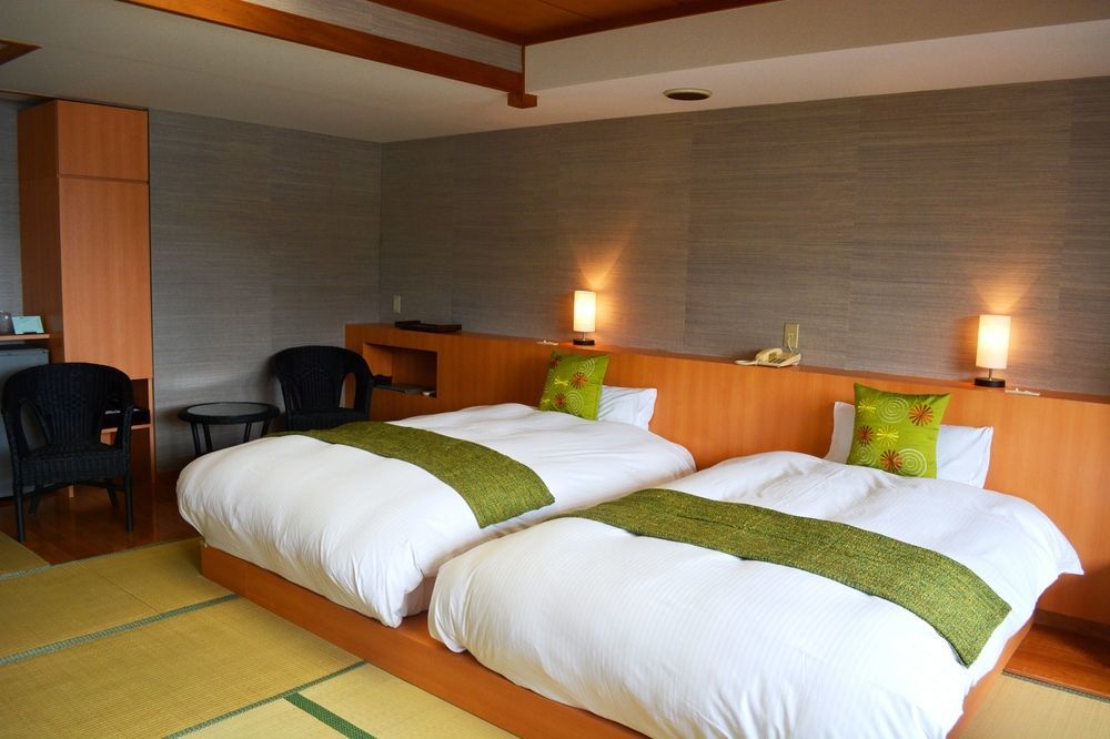 Shin Kaikatei Izumi Hotel Ukuszu Kültér fotó